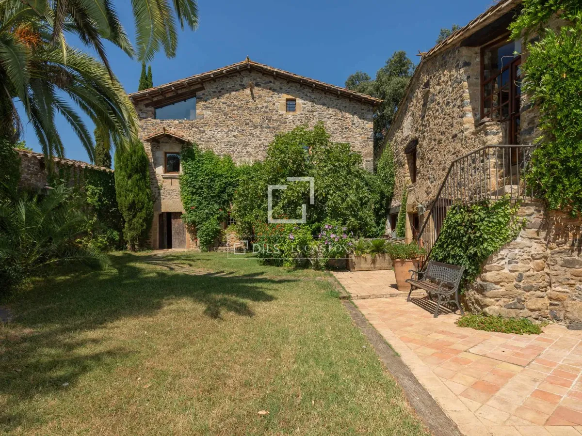Country House for sale in Girona El Girones, Girona