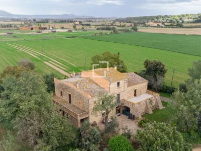 Country House for sale in Baix Emporda, Girona