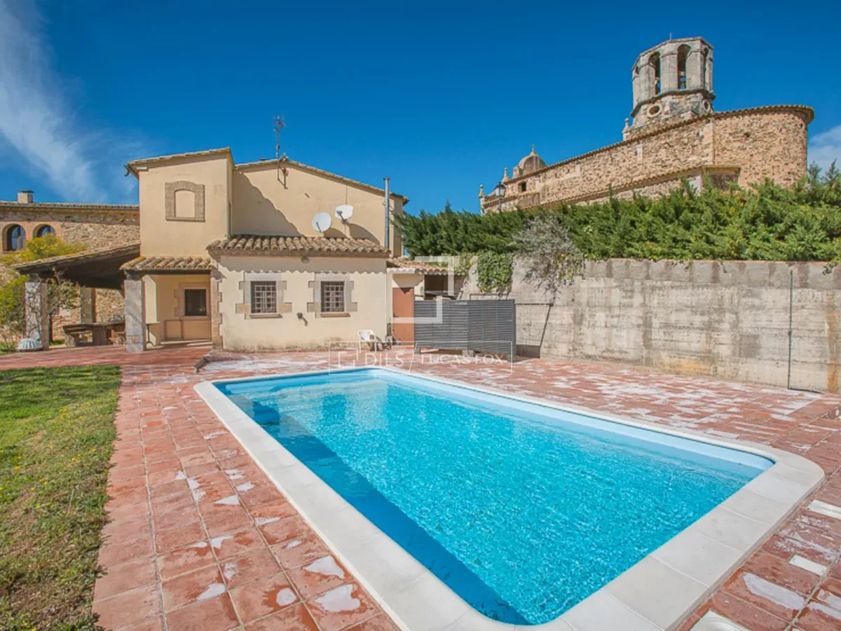 House / Villa for sale in Girona El Girones, Girona