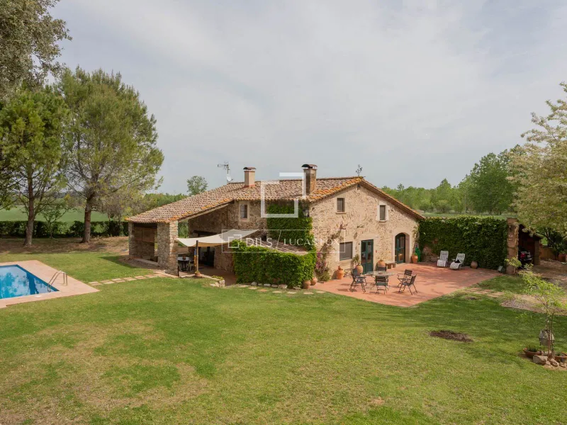 Country House for sale in Girona El Girones, Girona