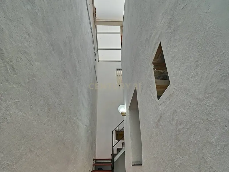 Casa reformada con terraza y vistas al mar