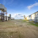 ## NAVES CON PARCELA N.:5935 (Precio: 985.000 Euro) 14