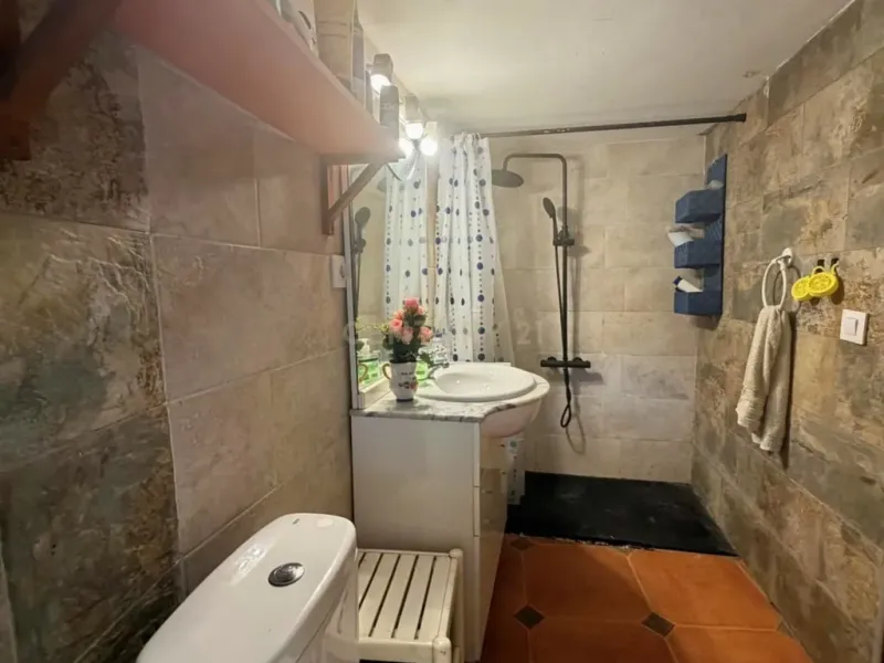 Casa y parcela rústica en Plasenzuela, situada entre Cáceres y Trujillo_ Plasenzuela