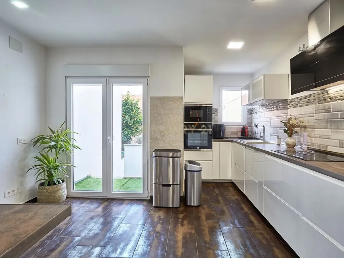 Preciosa casa junto a Vallparadís-Escoles