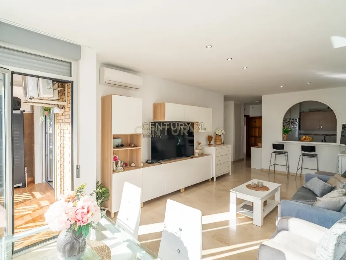 Moderno apartamento en Fuengirola, Málaga con vistas al mar