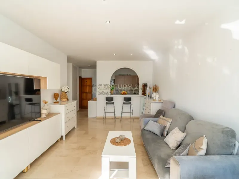 Moderno apartamento en Fuengirola, Málaga con vistas al mar