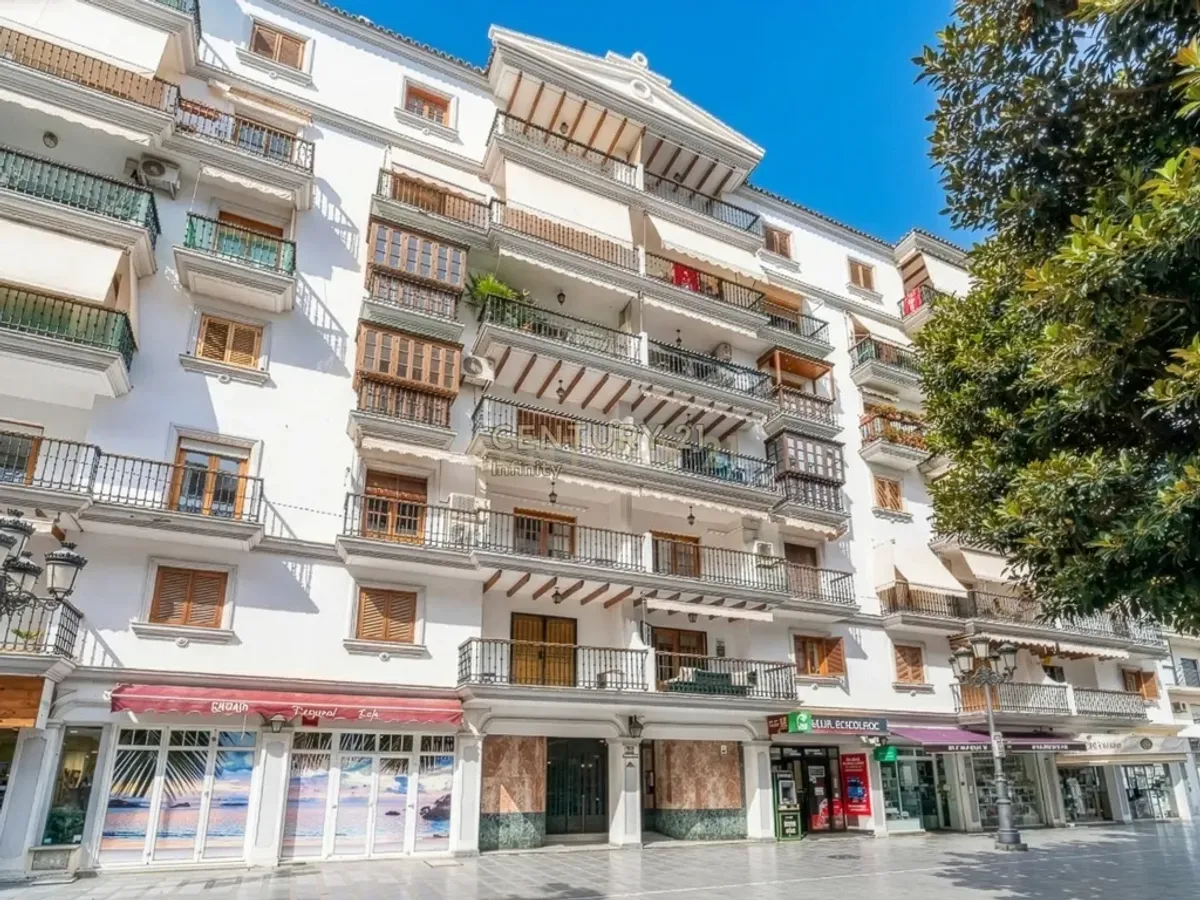 Moderno piso en Torremolinos, Málaga con vistas a la ciudad
