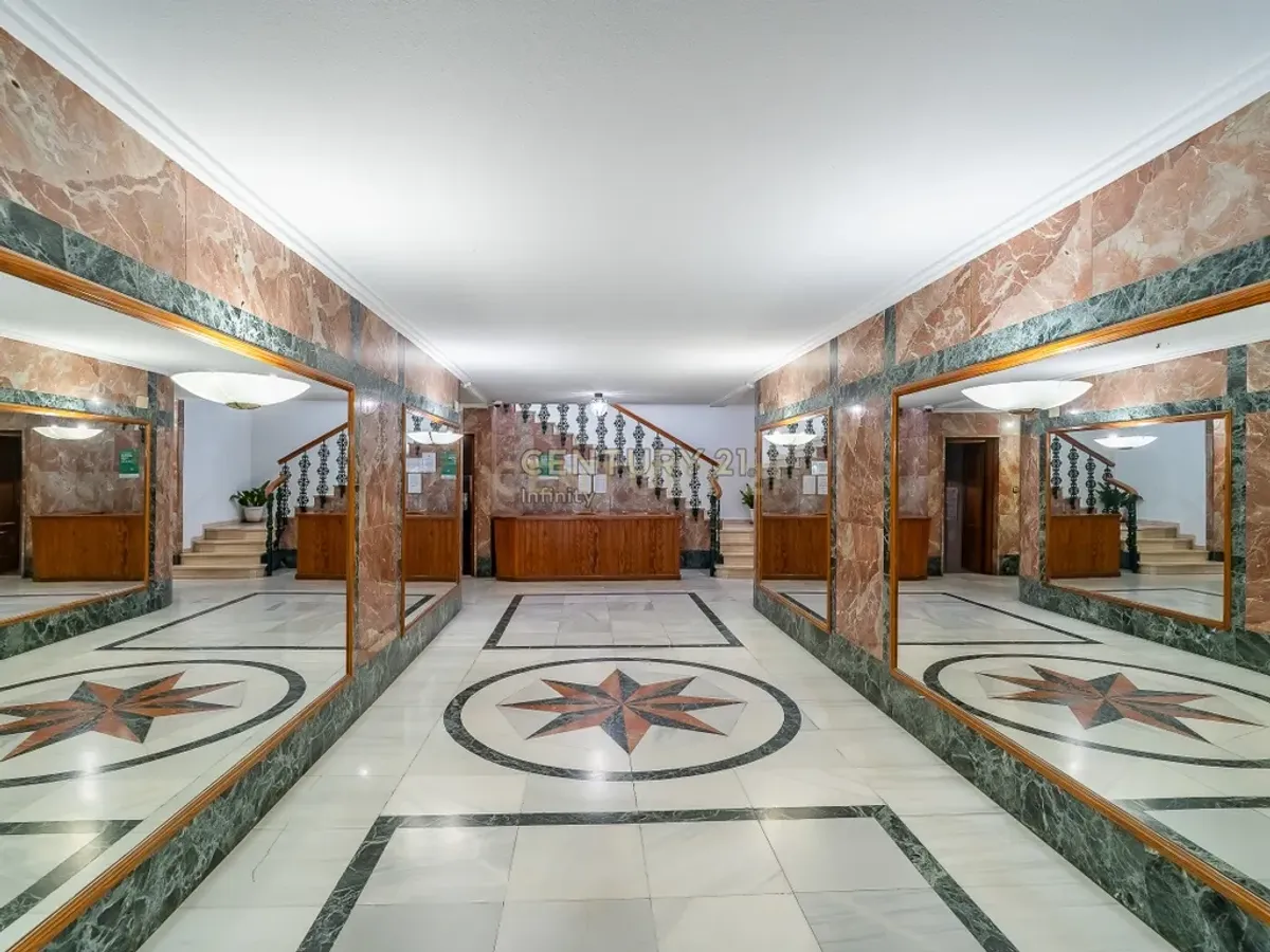 Moderno piso en Torremolinos, Málaga con vistas a la ciudad