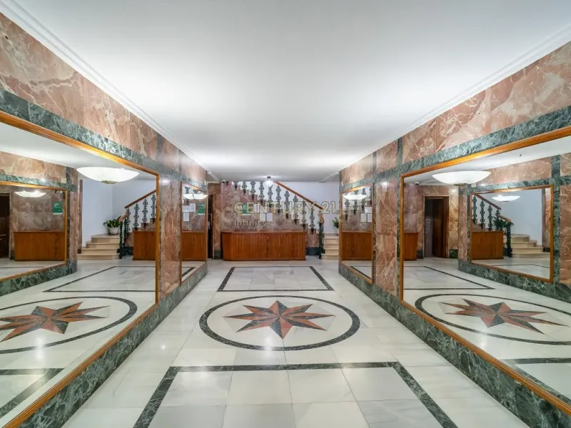 Moderno piso en Torremolinos, Málaga con vistas a la ciudad