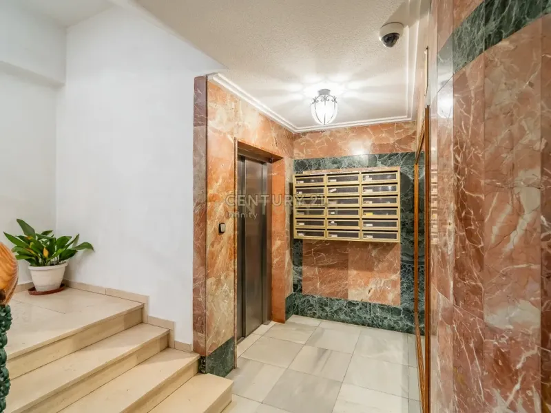 Moderno piso en Torremolinos, Málaga con vistas a la ciudad