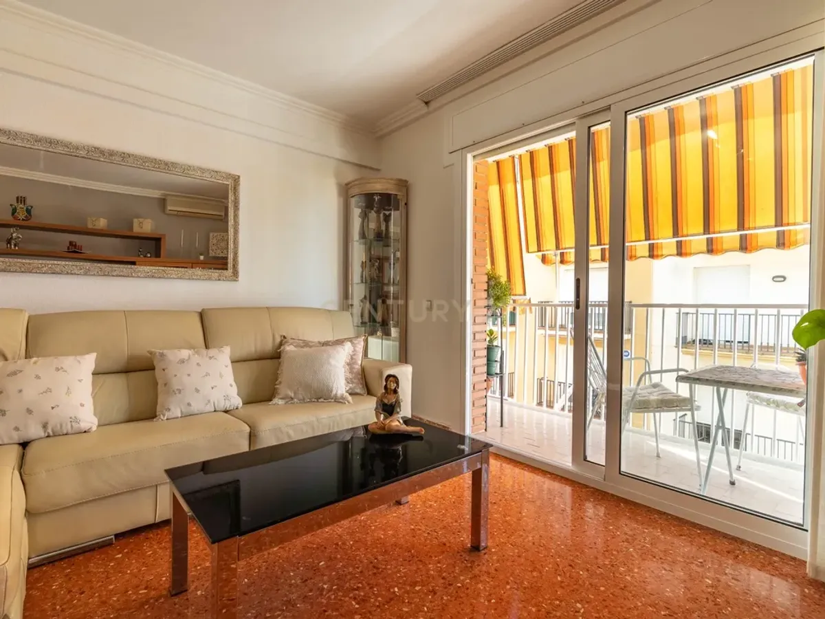 Amplio piso en pleno centro de Torredembarra