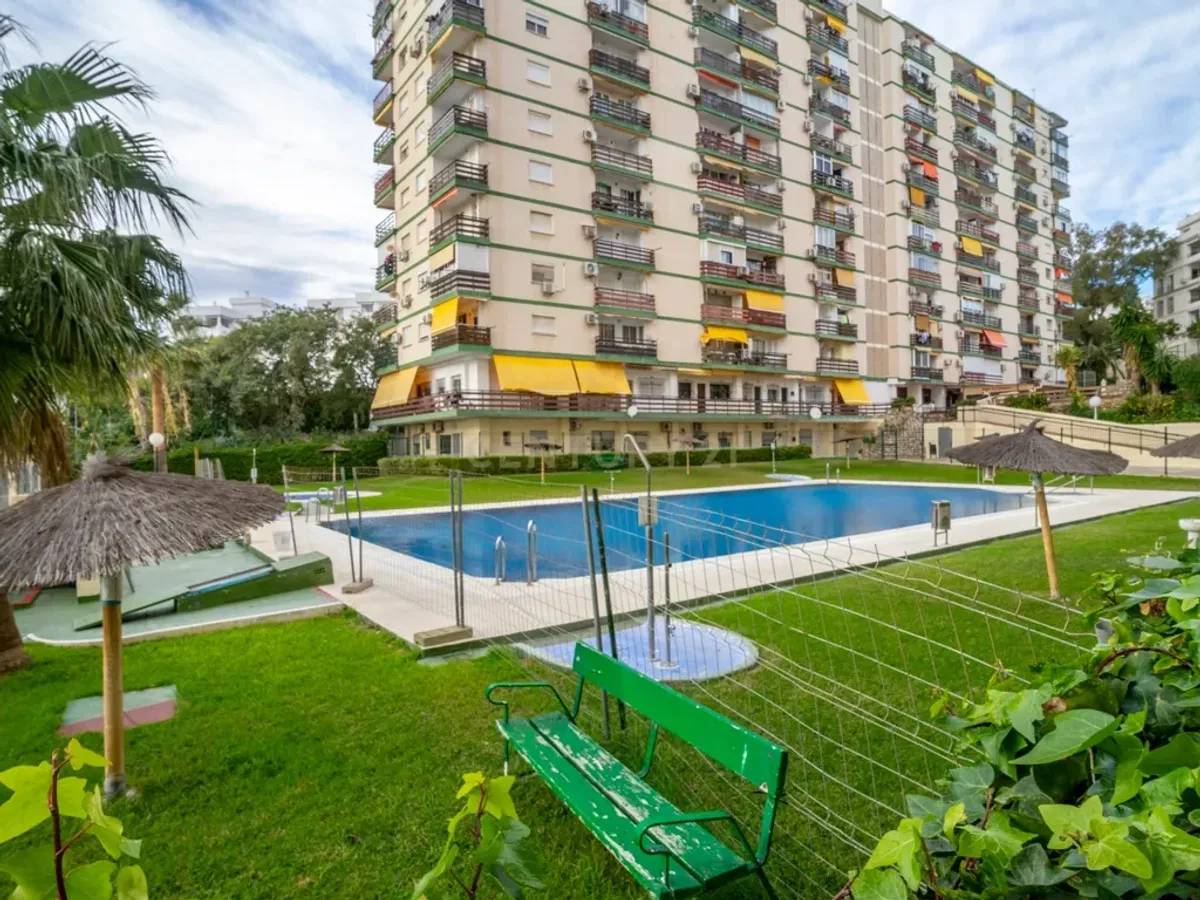 Acogedor estudio con licencia vacacional junto al Parque de la Paloma – Benalmádena