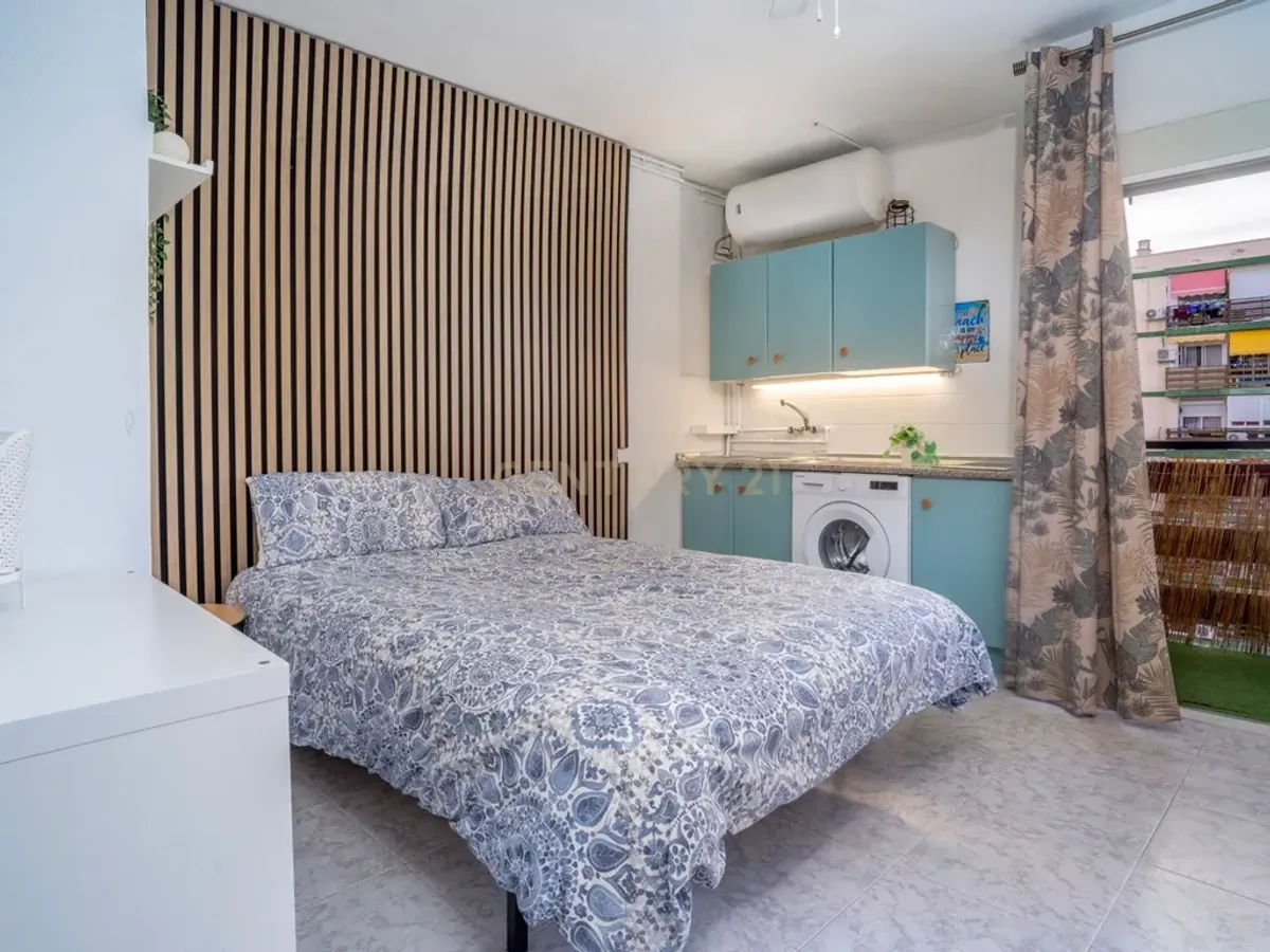 Acogedor estudio con licencia vacacional junto al Parque de la Paloma – Benalmádena