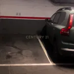 Plaza de aparcamiento casi nueva en Barcelona, Cataluña 3