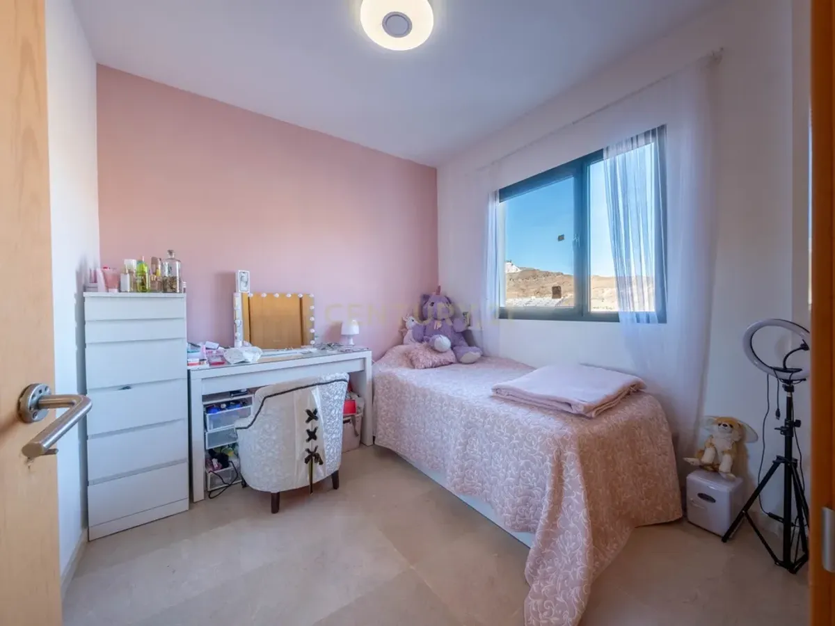 Adosado con gran jardín privado en Puerto Rico, Mogán