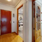 Piso reformado con gran terraza 5