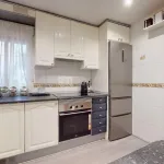 Piso reformado con gran terraza 7