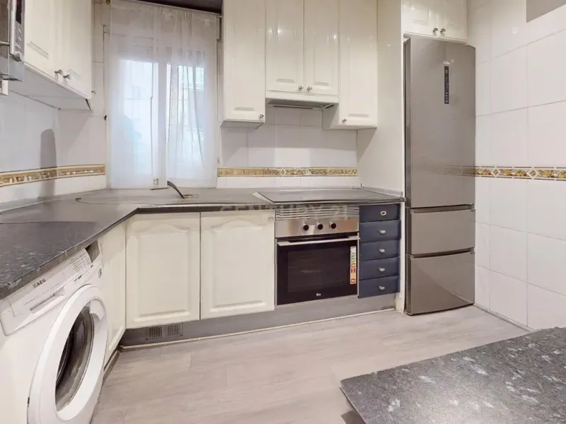 Piso reformado con gran terraza