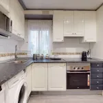 Piso reformado con gran terraza 10