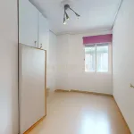 Piso reformado con gran terraza 14