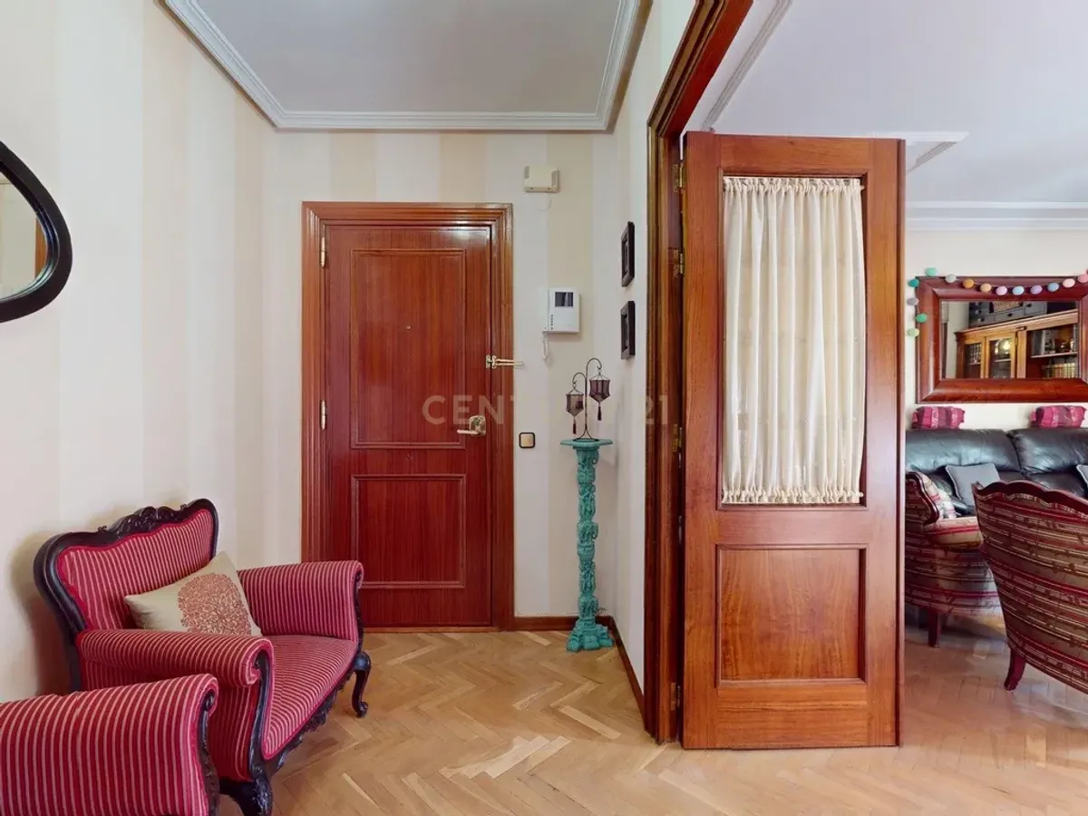 Amplio piso en Alcalá de Henares, Madrid - 4 habitaciones