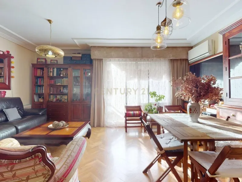 Amplio piso en Alcalá de Henares, Madrid - 4 habitaciones