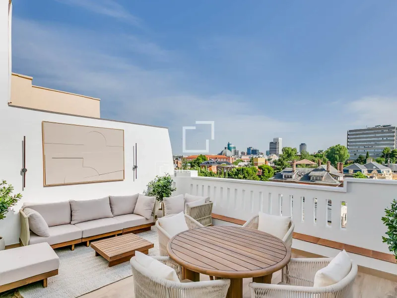 Penthouse for sale in Mad City, Madrid