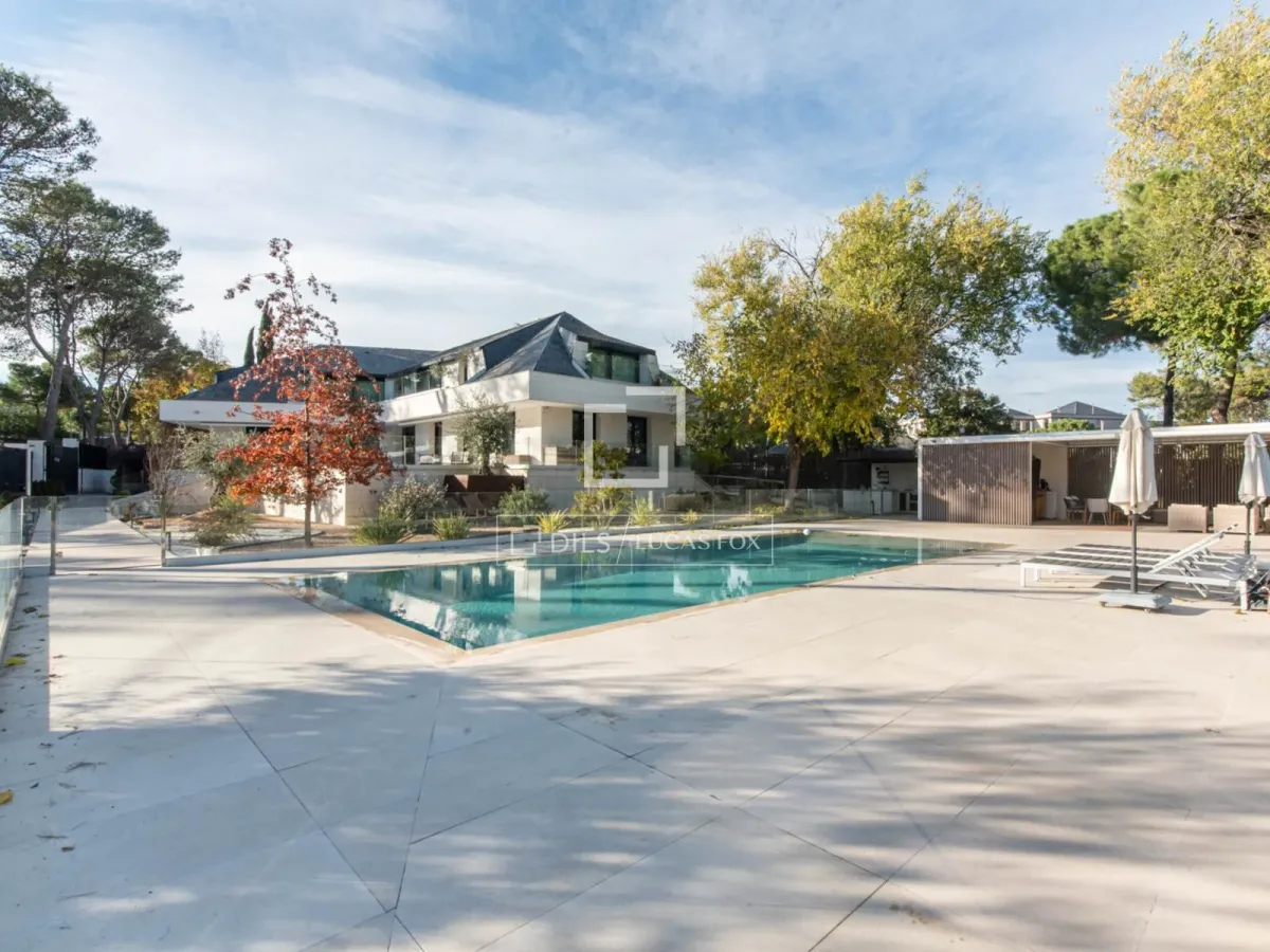 House / Villa for sale in Boadilla Del Monte, Madrid