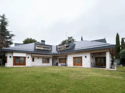 House / Villa for sale in Mad City, Madrid