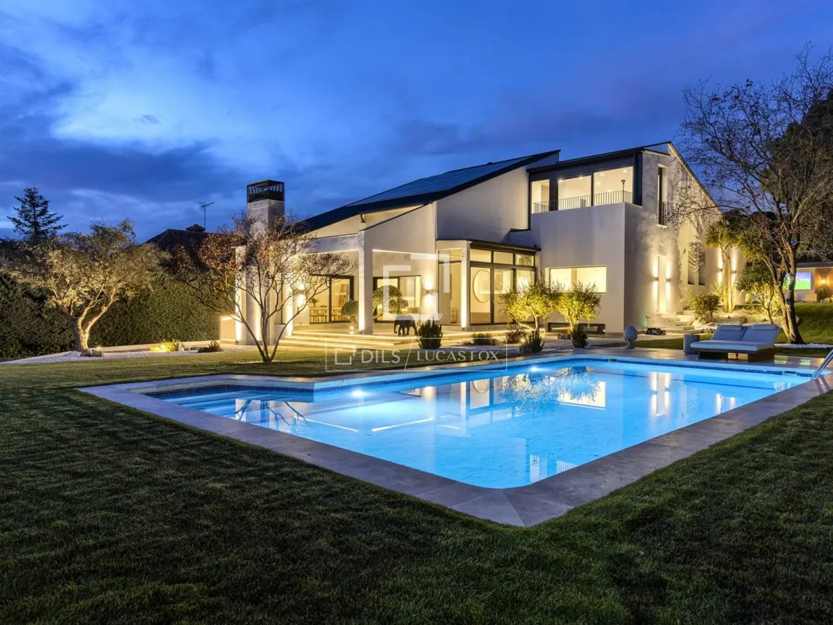 House / Villa for sale in Boadilla Del Monte, Madrid