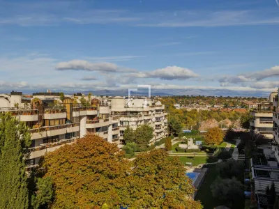 Penthouse for sale in Aravaca, Madrid