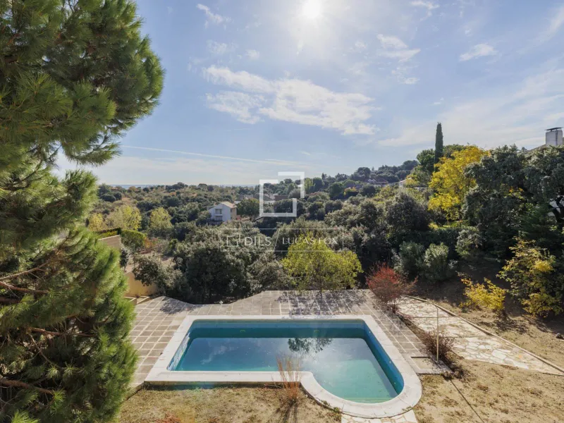 House / Villa for sale in Boadilla Del Monte, Madrid