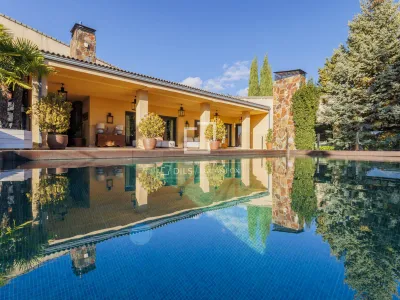 House / Villa for sale in Torrelodones, Madrid