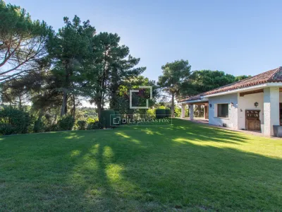 House / Villa for sale in Boadilla Del Monte, Madrid