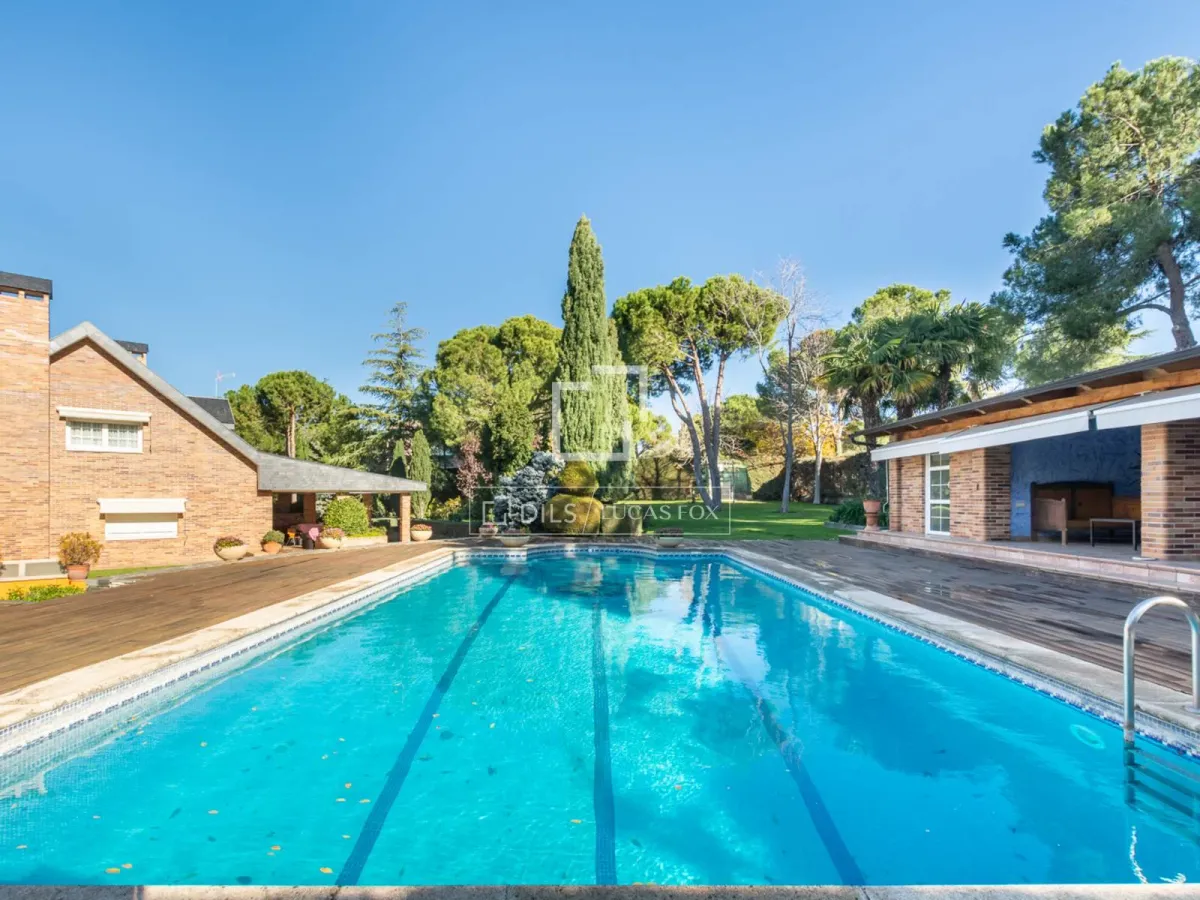 House / Villa for sale in Boadilla Del Monte, Madrid