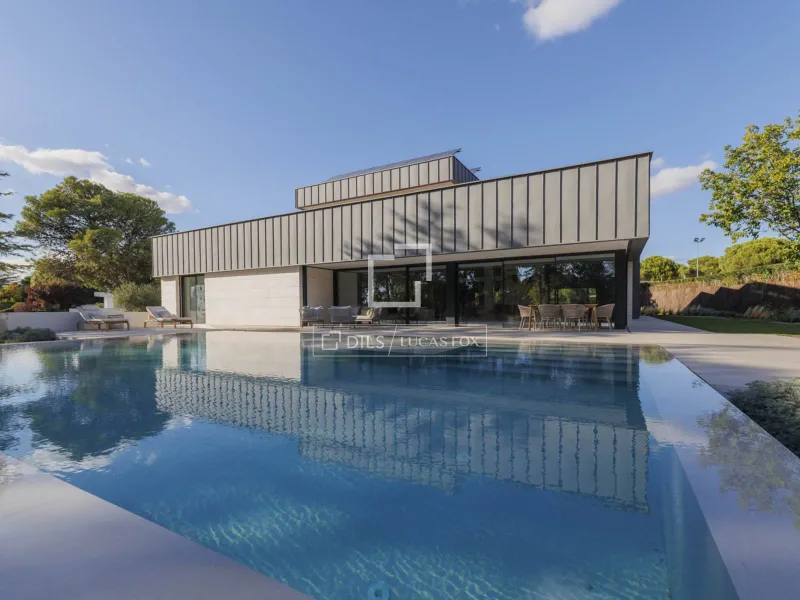 House / Villa for sale in Boadilla Del Monte, Madrid