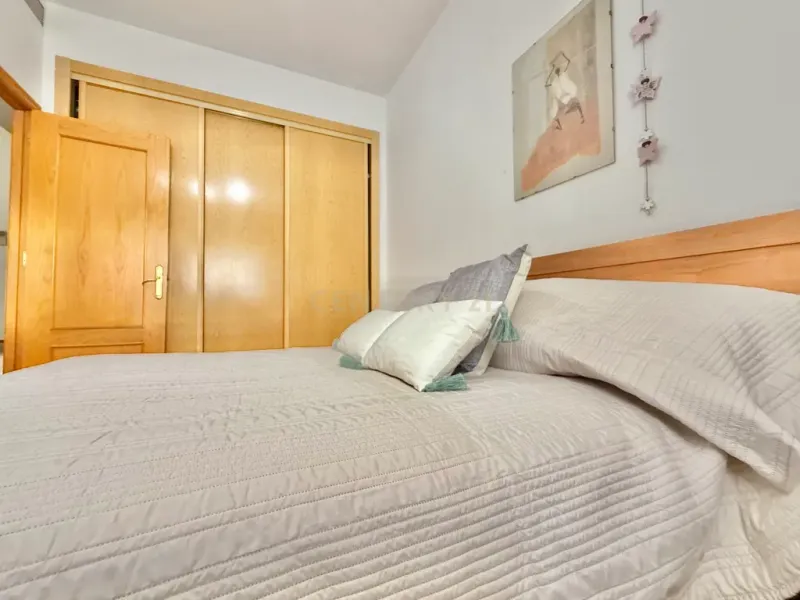 Tu vivienda en Roquetas de Mar, a un paso del puerto!