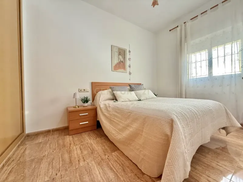 Tu vivienda en Roquetas de Mar, a un paso del puerto!