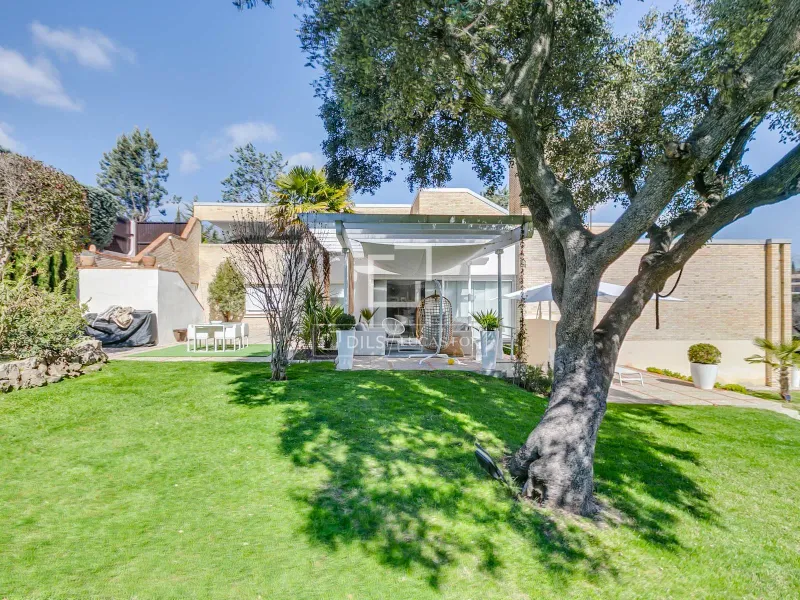 House / Villa for sale in Santo Domingo, Madrid