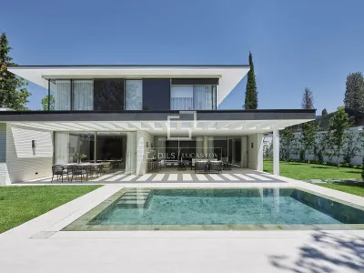 House / Villa for sale in Aravaca, Madrid