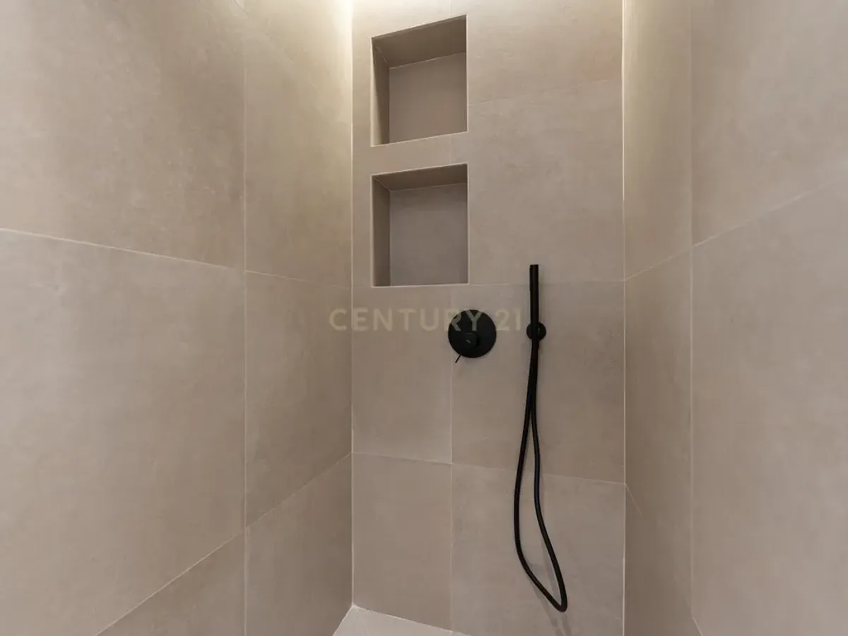 PISO REFORMADO Y AMUEBLADO JUNTO A PLAZA MARQUES DE SALAMANCA