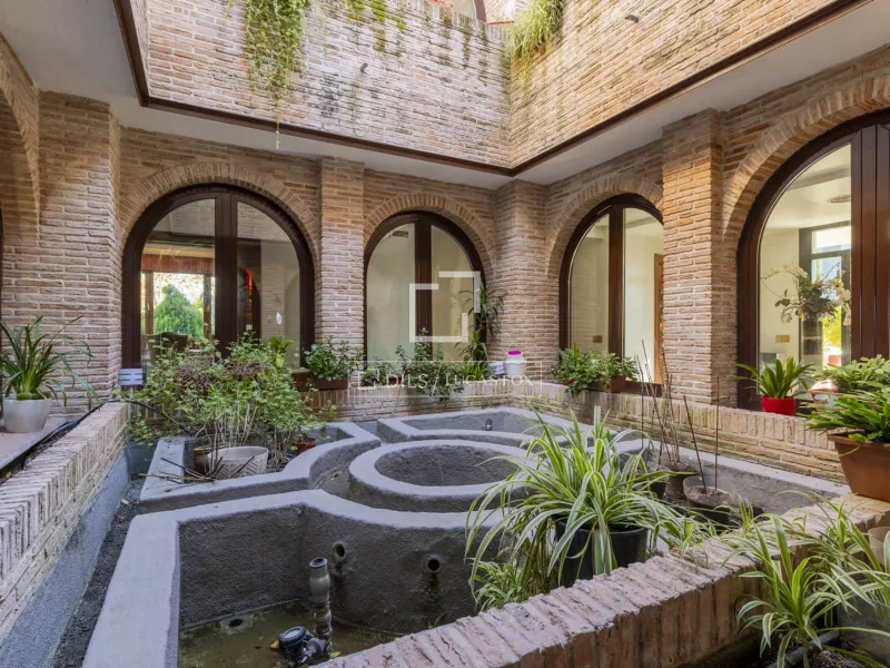 House / Villa for sale in Pozuelo, Madrid