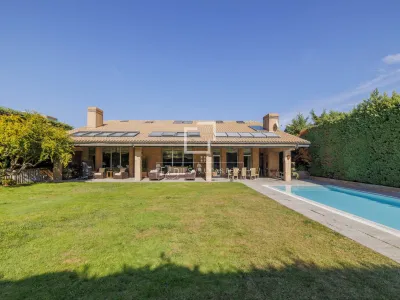 House / Villa for sale in Pozuelo, Madrid