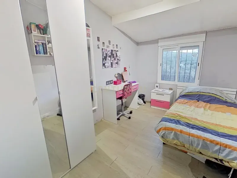 Exclusiva finca rústica con dos viviendas y vistas panorámicas en Estación de Cártama