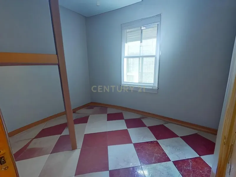 Exclusiva finca rústica con dos viviendas y vistas panorámicas en Estación de Cártama