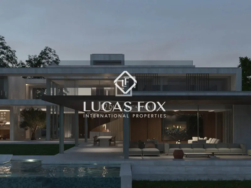 Plot for sale in La Moraleja, Madrid