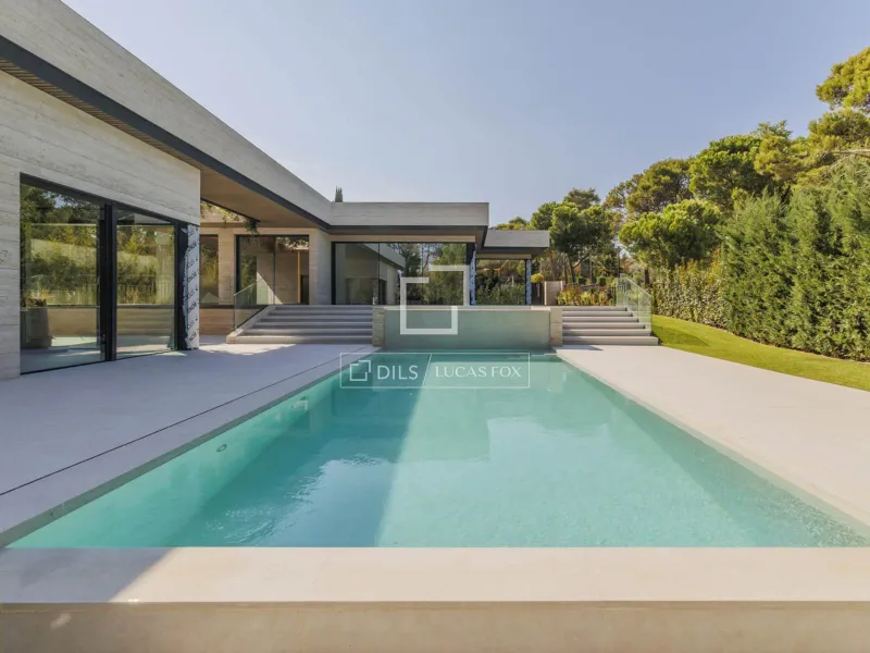 House / Villa for sale in Boadilla Del Monte, Madrid