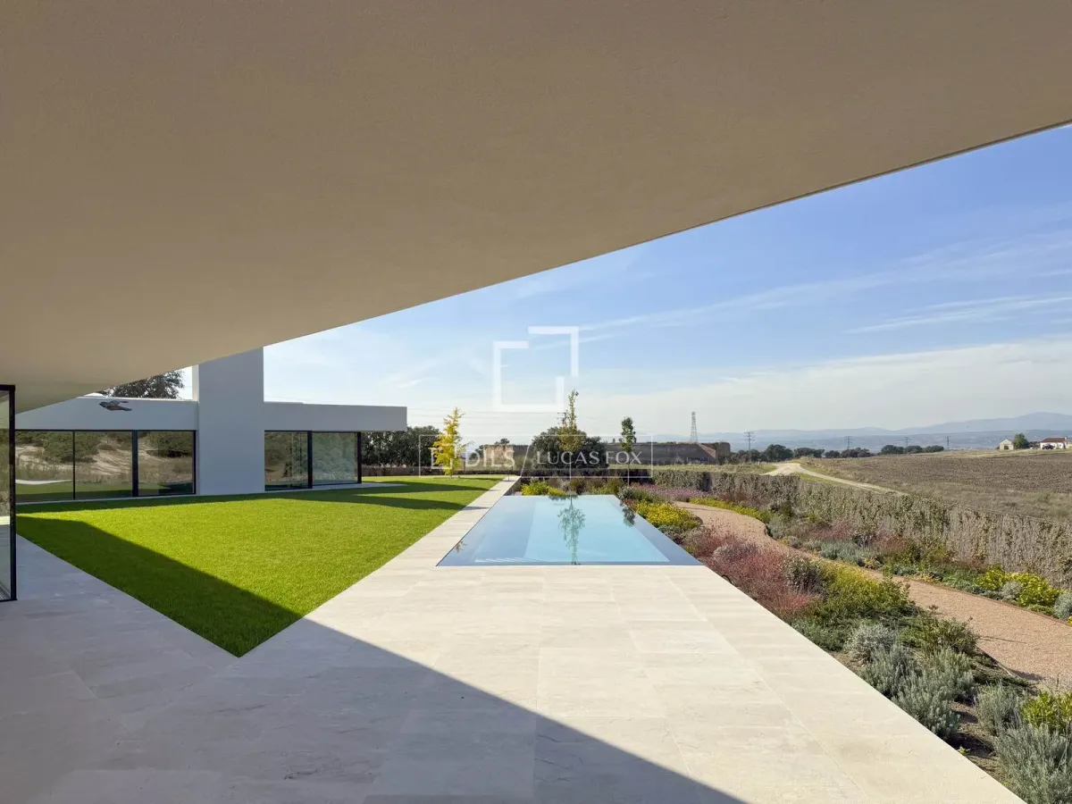 House / Villa for sale in Boadilla Del Monte, Madrid