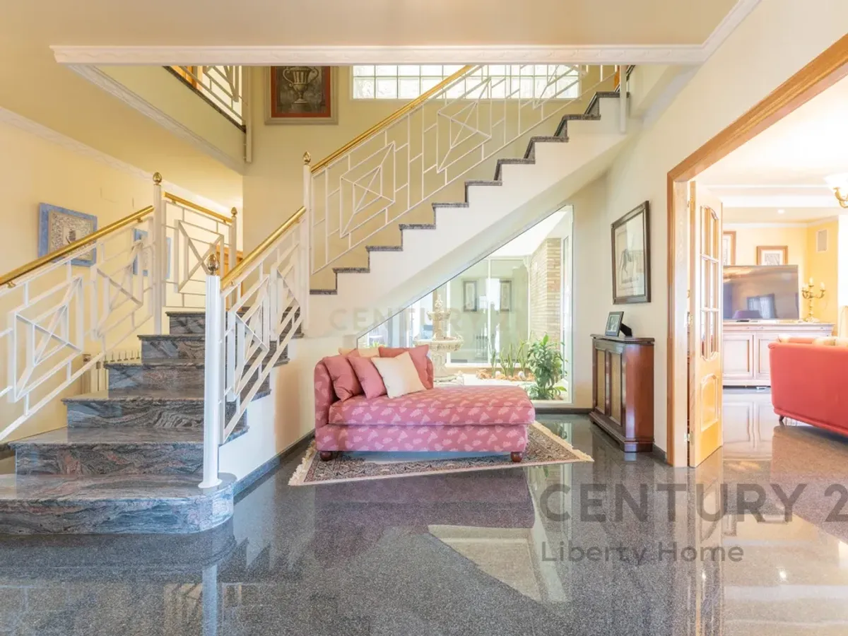 Señorial Chalet en Santa Apolonia (El Vedat)