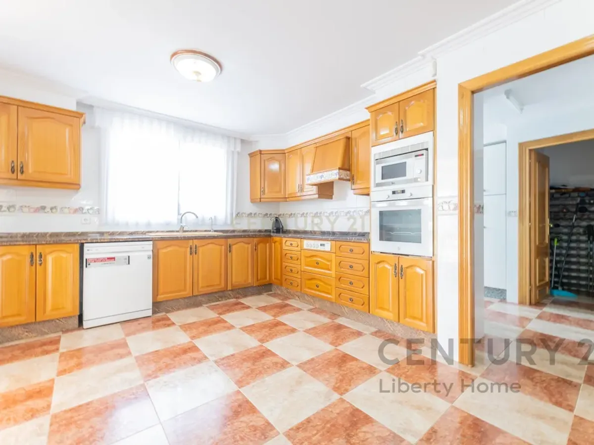 Señorial Chalet en Santa Apolonia (El Vedat)